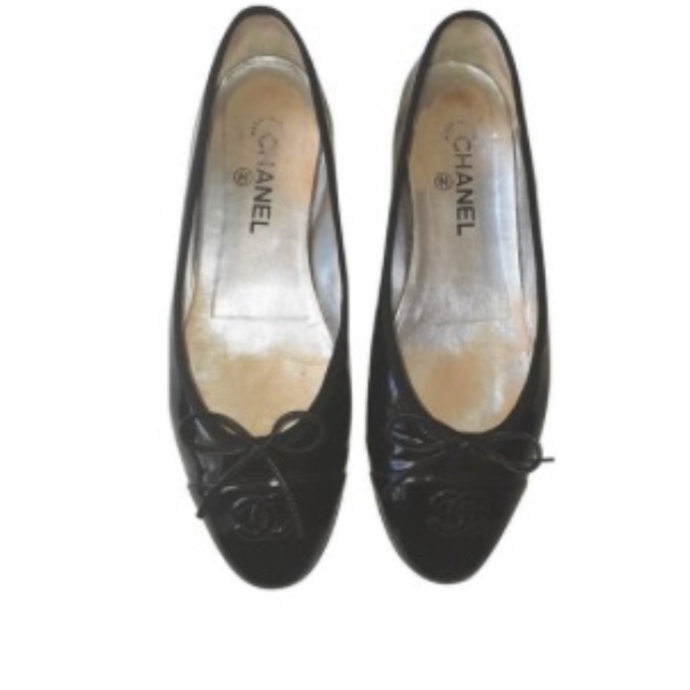 Chanel patent leather ballet flats
